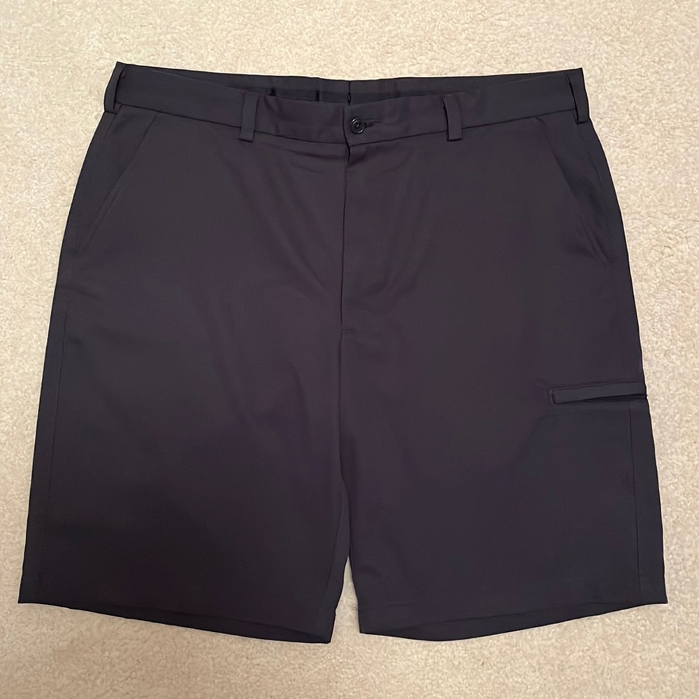 Men’s Pebble Beach Performance Shorts Size: 36